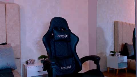may lyonheart online show from 07-11-26, 01:08
