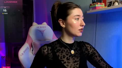 may_may_moon online show from 05-18-26, 06:58