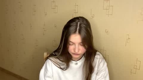 Snapshot of may_rollins chatting on 10-16-25, 04:30 may online show from 10-16-25, 04:30