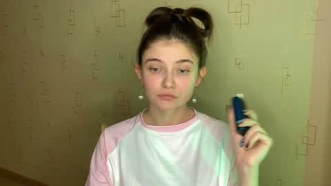 Snapshot of may_rollins chatting on 11-11-25, 09:37 may online show from 11-11-25, 09:37