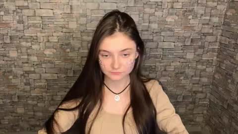 Snapshot of may_rollins chatting on 12-15-25, 06:01 may online show from 12-15-25, 06:01