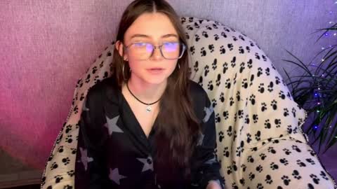 may online show from 04-01-26, 01:52