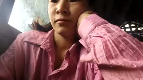 Snapshot of may_vietnamese chatting on 06-15-26, 04:58 may_vietnamese online show from 06-15-26, 04:58