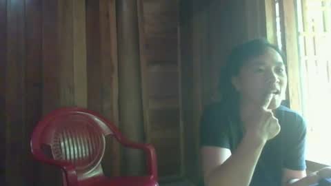 Snapshot of may_vietnamese chatting on 06-18-26, 02:56 may_vietnamese online show from 06-18-26, 02:56