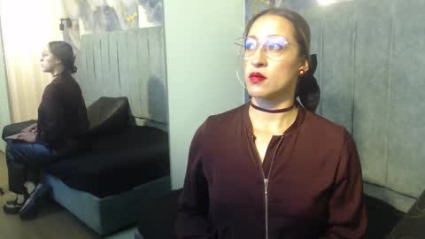 Maya online show from 09-23-25, 12:19