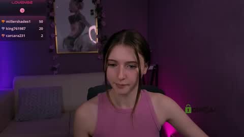 Snapshot of maya_crystal chatting on 01-08-26, 01:13 Maya online show from 01-08-26, 01:13