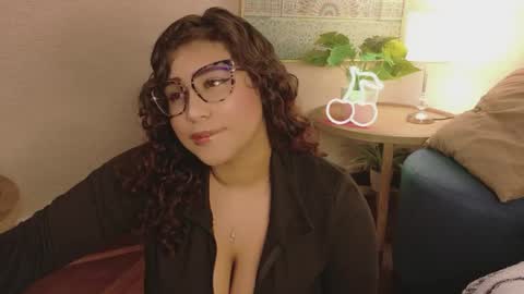 Snapshot of maya_house chatting on 04-22-26, 05:10 maya_house online show from 04-22-26, 05:10