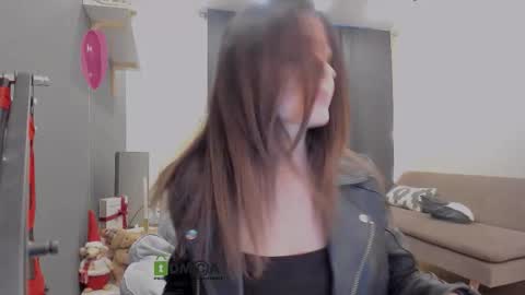 Snapshot of maya_l chatting on 02-21-26, 03:02 Maya online show from 02-21-26, 03:02