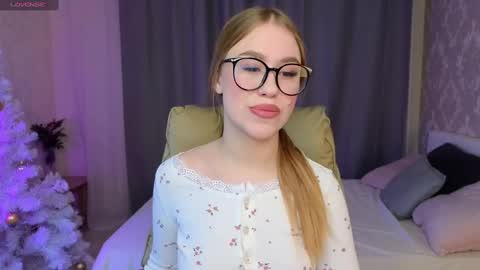 Maya online show from 01-15-25, 01:41