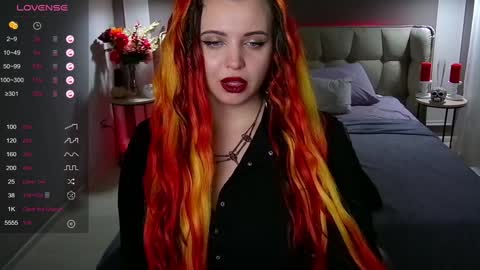 Maya Mils online show from 01-25-25, 04:23