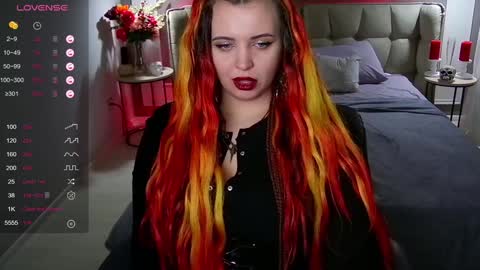 Maya Mils online show from 01-25-25, 07:38