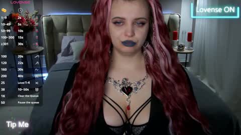 Maya Mils online show from 03-01-25, 01:11