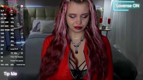 Maya Mils online show from 03-08-25, 01:17