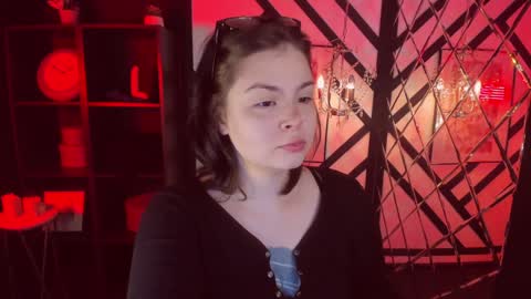 Woman online show from 01-15-25, 06:01