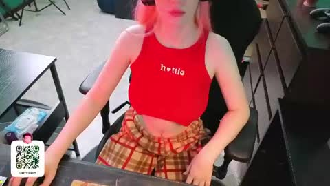 Maya Viola online show from 07-14-26, 05:45