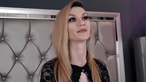 Maya online show from 03-19-26, 11:58