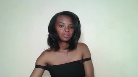 Snapshot of mayalabelle chatting on 11-12-25, 10:04 mayalabelle online show from 11-12-25, 10:04