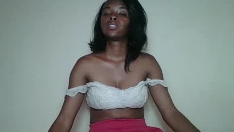 Snapshot of mayalabelle chatting on 11-27-25, 04:25 mayalabelle online show from 11-27-25, 04:25