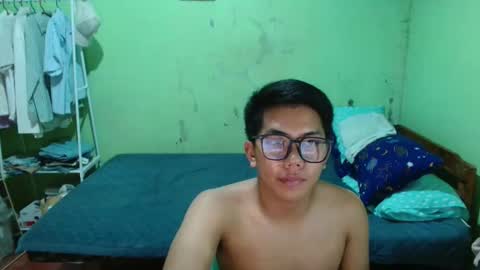 Snapshot of mayangbungol chatting on 05-08-26, 06:24 mayangbungol online show from 05-08-26, 06:24