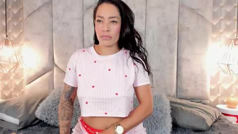 Nicolle Ruselle   Hello my lovely  schedule for great fun from  630 am and end 800 pm Colombian time I wait for you online show from 10-12-25, 12:48