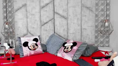 Nicolle Ruselle   Hello my lovely  schedule for great fun from  630 am and end 800 pm Colombian time I wait for you online show from 12-05-25, 03:30