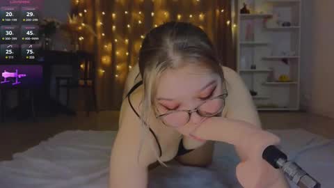 Maya  online show from 02-21-25, 02:17