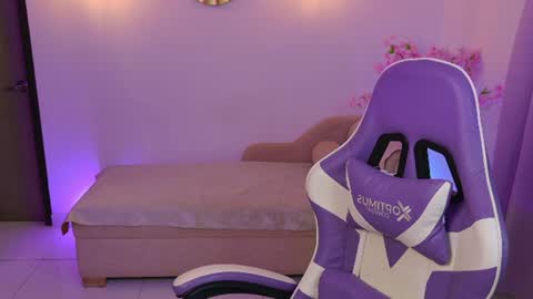 Maya Vexx online show from 07-05-26, 06:37