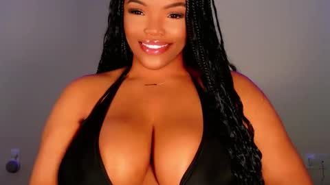 MayBabi online show from 10-28-25, 01:58