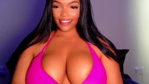 Snapshot of maybabi chatting on 05-03-26, 01:17 MayBabi online show from 05-03-26, 01:17