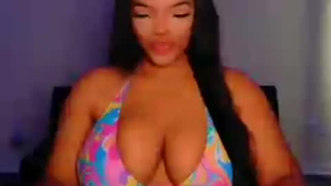 Snapshot of maybabi chatting on 06-15-26, 12:29 MayBabi online show from 06-15-26, 12:29