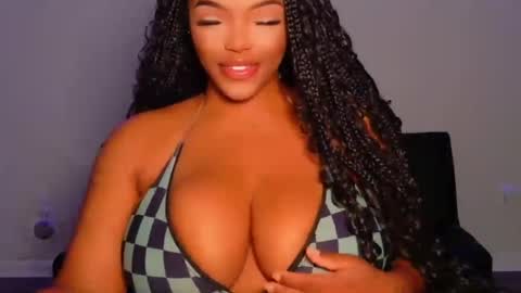 Snapshot of maybabi chatting on 07-25-26, 10:24 MayBabi online show from 07-25-26, 10:24