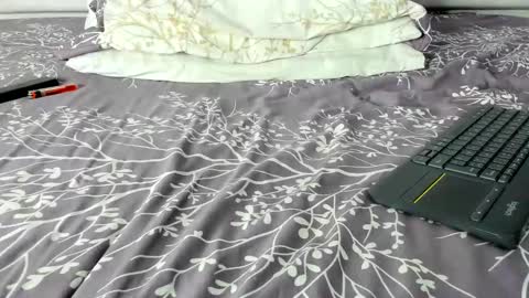 Maybelline69 online show from 11-18-25, 07:35