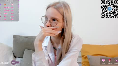 Snapshot of maydaguy chatting on 01-12-25, 06:39 Megan online show from 01-12-25, 06:39