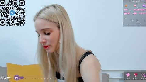 Snapshot of maydaguy chatting on 01-29-25, 01:49 Megan online show from 01-29-25, 01:49