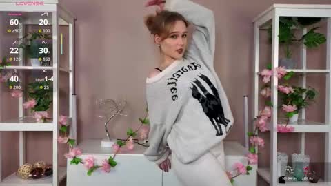 Snapshot of maydaguy chatting on 01-15-26, 06:40 Megan online show from 01-15-26, 06:40