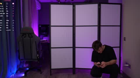 Snapshot of maygly chatting on 12-07-24, 02:24 Slava and Alextatto online show from 12-07-24, 02:24