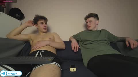 Snapshot of maygly chatting on 03-01-25, 04:44 Slava and Alextatto online show from 03-01-25, 04:44