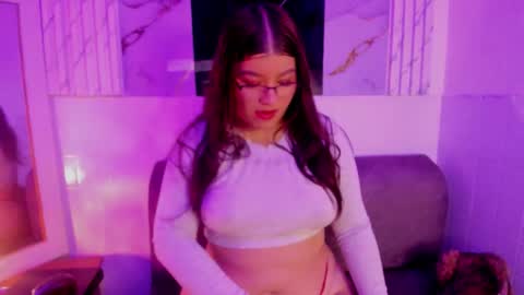 maylin_sweett online show from 11-06-25, 11:15