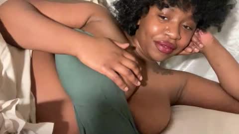 mayluvsu online show from 02-25-26, 05:06