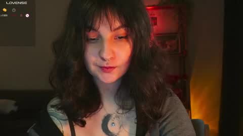 Snapshot of maymary_ chatting on 06-02-26, 05:53 Mary . online show from 06-02-26, 05:53