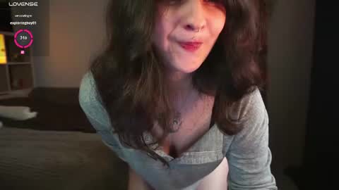 Snapshot of maymary_ chatting on 06-11-26, 05:49 Mary . online show from 06-11-26, 05:49