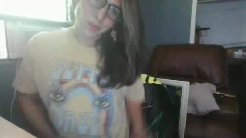 Snapshot of mayra_mayhem chatting on 09-08-25, 07:57 diana doll online show from 09-08-25, 07:57