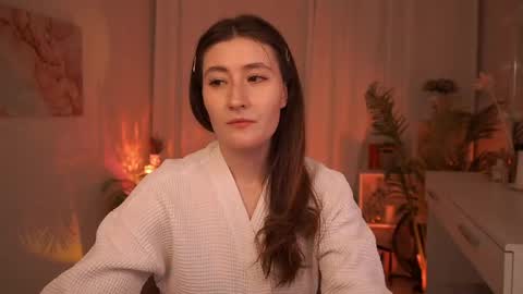  May  online show from 05-06-26, 04:30