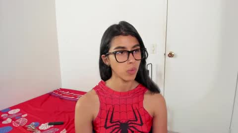 mazikeen_18 online show from 06-08-26, 01:11