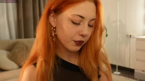 Snapshot of mazymayes chatting on 04-30-26, 08:26 Mazy online show from 04-30-26, 08:26