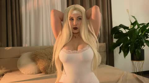 Snapshot of mazymayes chatting on 05-02-26, 08:36 Mazy online show from 05-02-26, 08:36