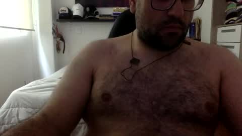 Snapshot of mbotve chatting on 04-17-26, 06:22 VzlaMan online show from 04-17-26, 06:22