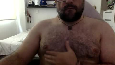 Snapshot of mbotve chatting on 04-27-26, 07:56 VzlaMan online show from 04-27-26, 07:56