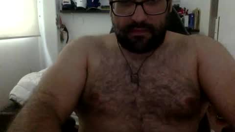 Snapshot of mbotve chatting on 05-02-26, 04:12 VzlaMan online show from 05-02-26, 04:12