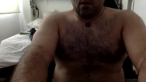 Snapshot of mbotve chatting on 05-15-26, 04:58 VzlaMan online show from 05-15-26, 04:58